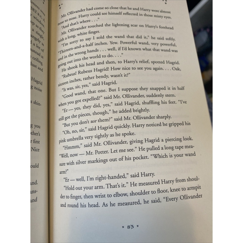 Harry Potter and the Sorcerer's Stone First Edition Hardcover - Picture 5 of 8